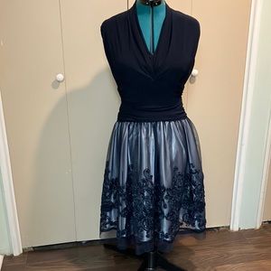 SLNY FASHIONS size 10 navy blue tea length cocktail dress